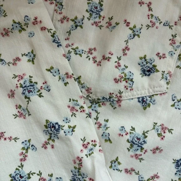 NWT LOFT Floral Modern Skinny White Jeans Sz 31 - 1217 - Picture 3 of 11